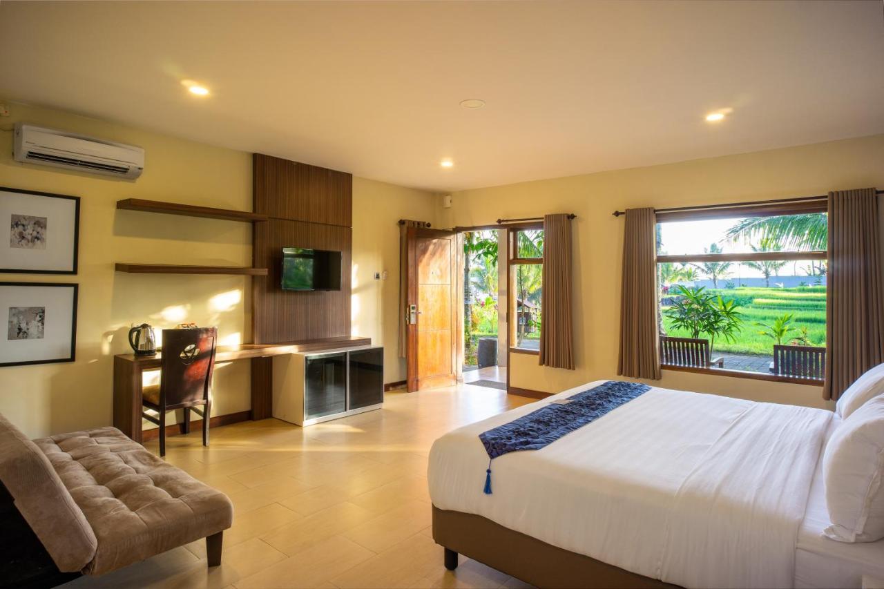 Grand Harvest Resort & Villas Banyuwangi  Buitenkant foto