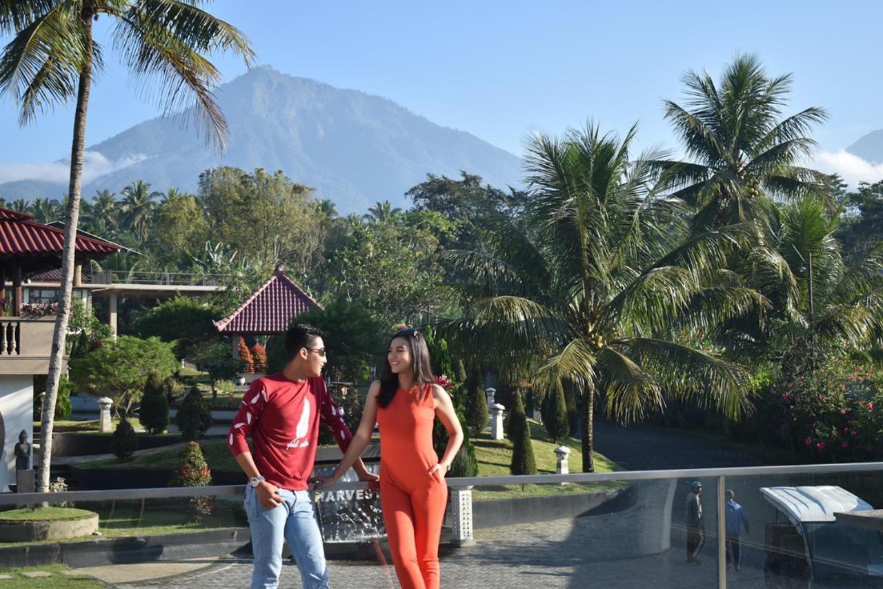 Grand Harvest Resort & Villas Banyuwangi  Buitenkant foto