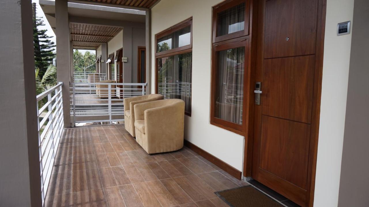 Grand Harvest Resort & Villas Banyuwangi  Buitenkant foto